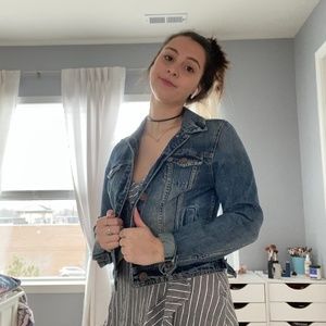 😝 Buy three get one free Jean Jacket